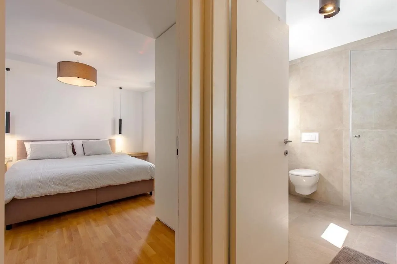 Olea Villa Ika