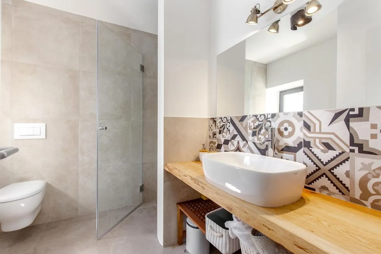 Olea Villa Ika