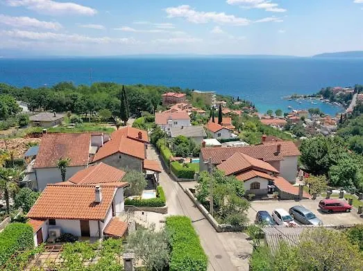 Olea Villa Ika